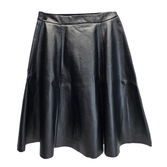 NEW Forever 21 Black Faux Leather Raw Hem Knee Length A-Line Skirt, Size Medium - Picture 1 of 12